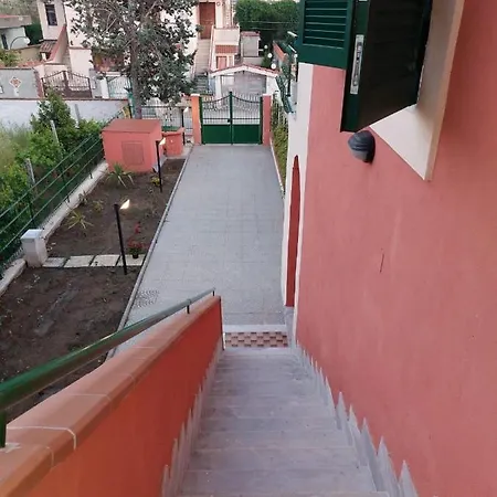 Esther Holiday home